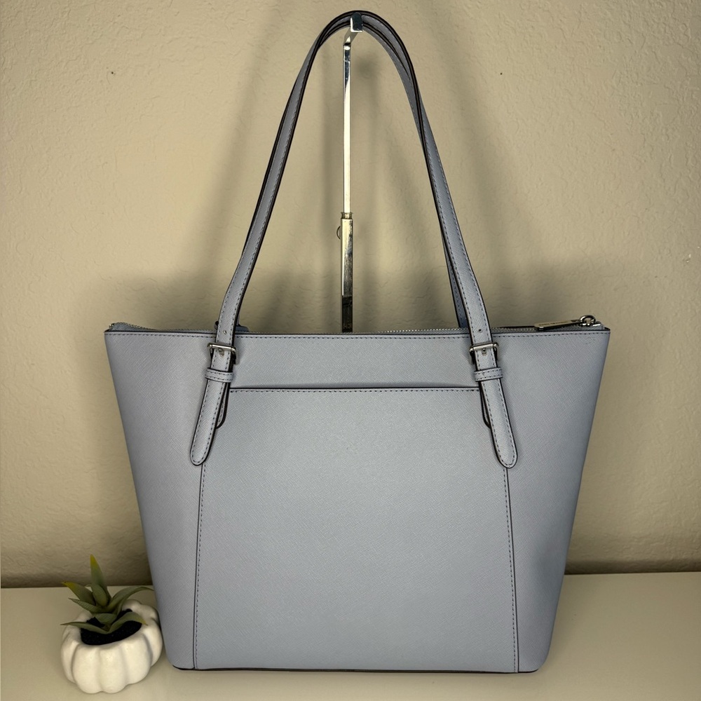 MICHAEL KORS Pale Blue Leather Ciara Tote + Purse Hook in Pale Blue - NWT - Picture 5 of 10